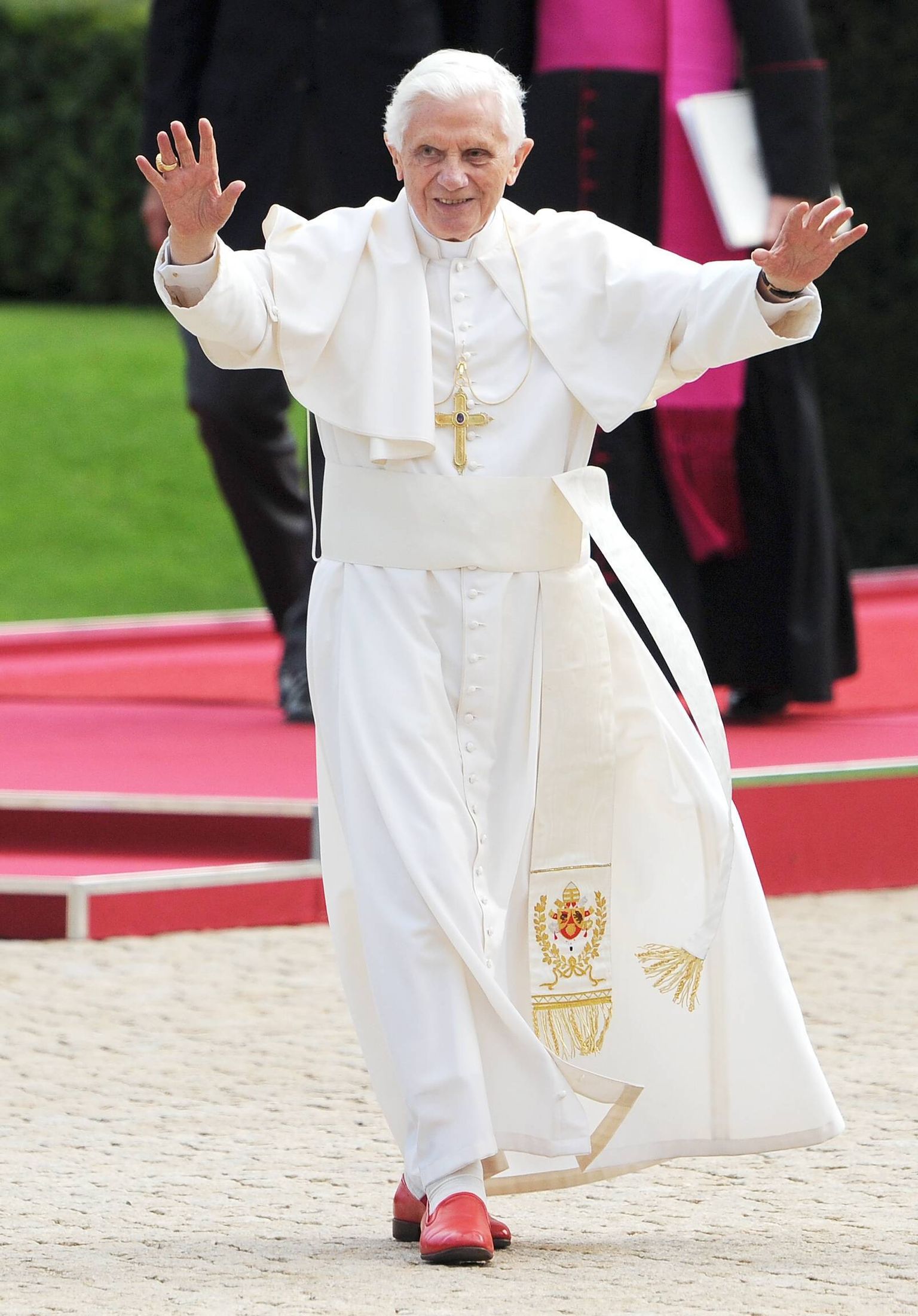 Paavst Benedictus XVI, 2011. aastal Berliinis.  

Thursday 22 09 2011 Berlin Pope Benedict XVI bourgeois Joseph Aloisius Ratzinger attended Germany DeFodi018