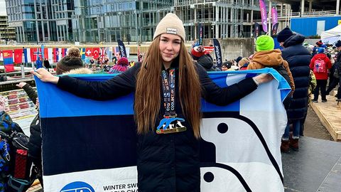 Юная жительница Пярну неожиданно для всех стала чемпионкой мира по зимнему плаванию