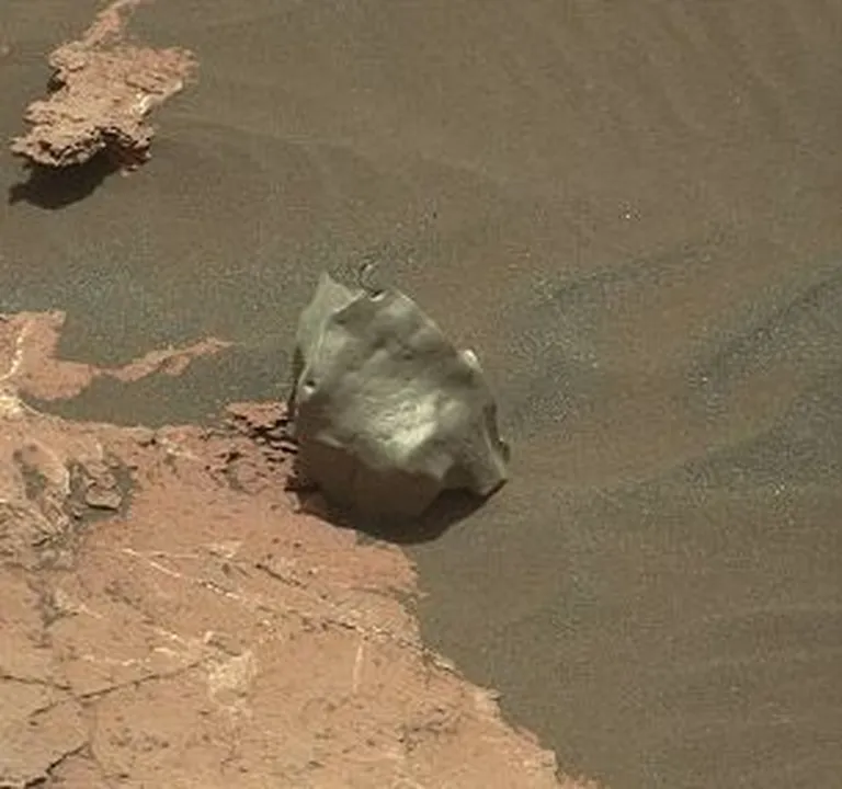 Curiosity leitud objekt Marsilt