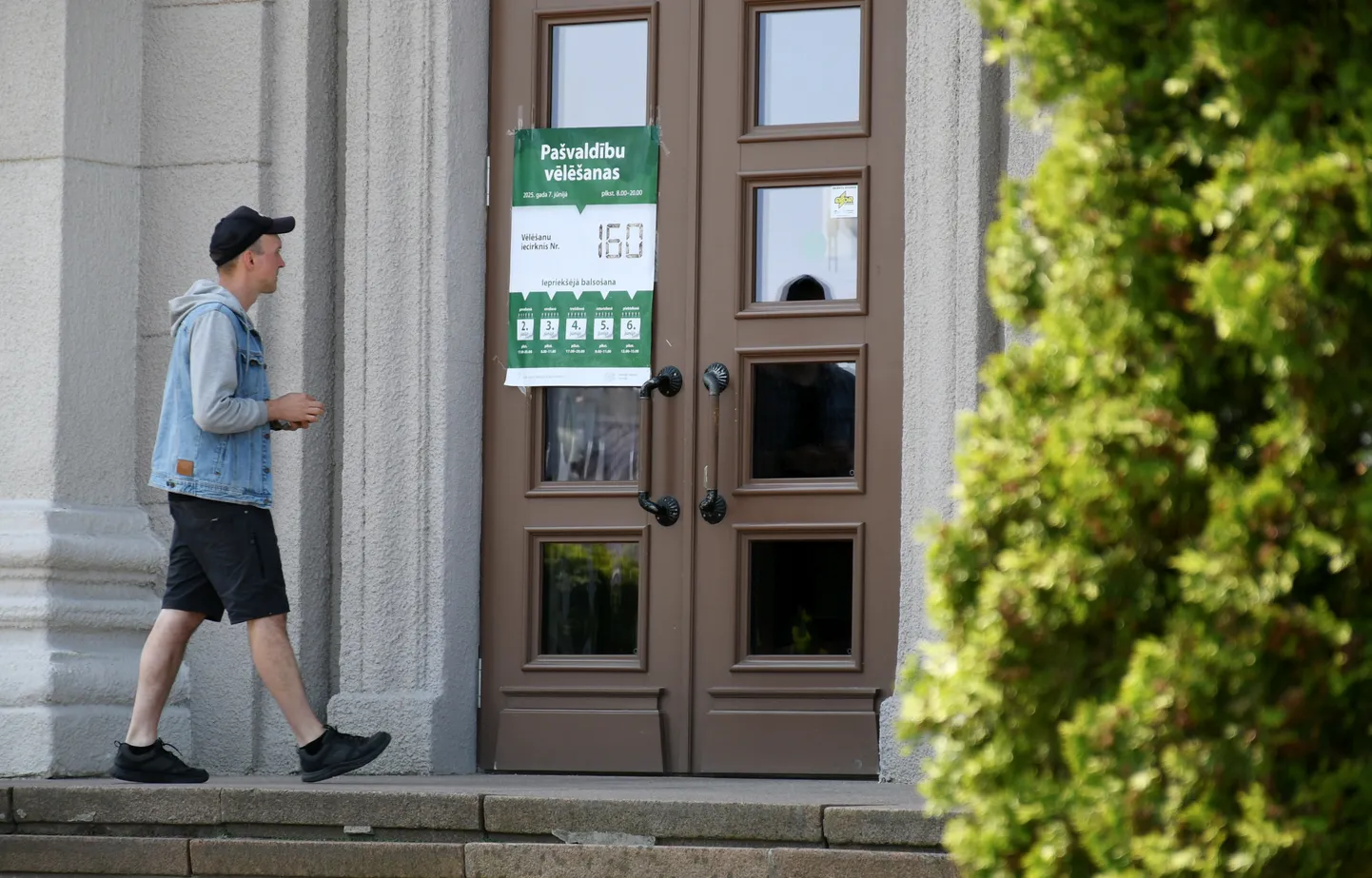 Pašvaldību vēlēšanas 160. vēlēšanu iecirknī Daugavpils Universitātē.