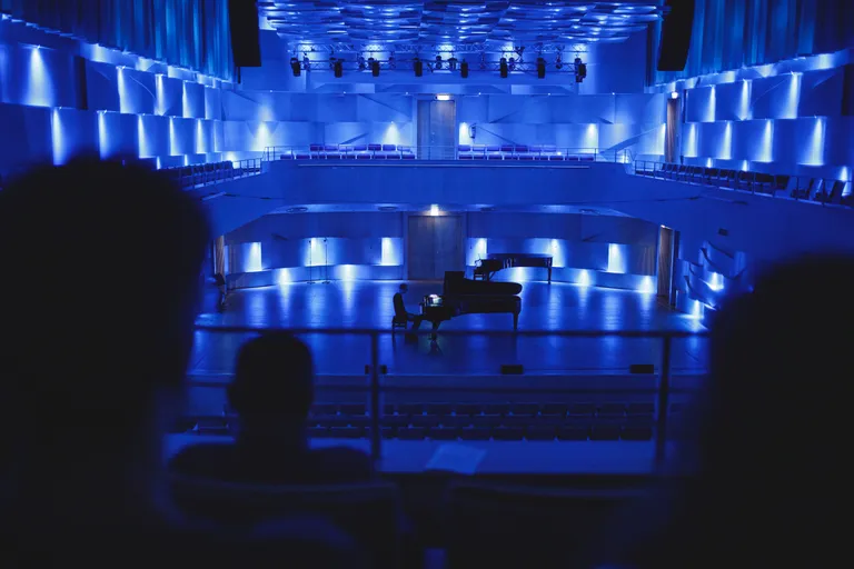 Festivali COMMUTE rahvusvaheline audiovisuaalsete teoste konkurss.