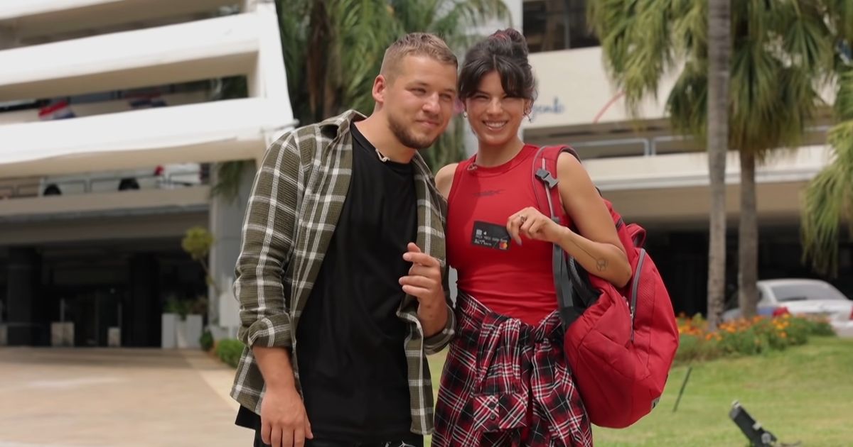 Тв канал первым показавший орел и решка. Регина тодоренко и тимур родригез. Пятница ведущая орел и решка. Орёл и решка россия регина тодоренко и тимур родригез. Иван дорн орел и решка.