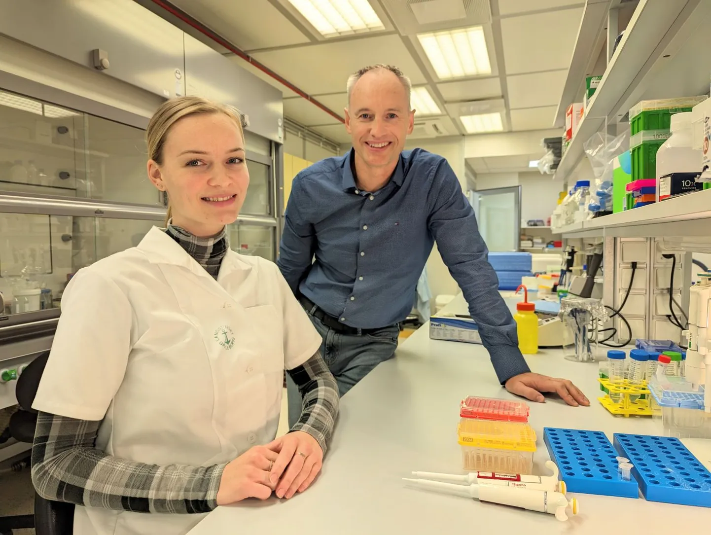 Testi arendajad, Tartu Ülikooli biomeditsiini magistrant Benelote Uusküla ja Celvia meditsiinilabori juhataja Kaarel Krjutškov.