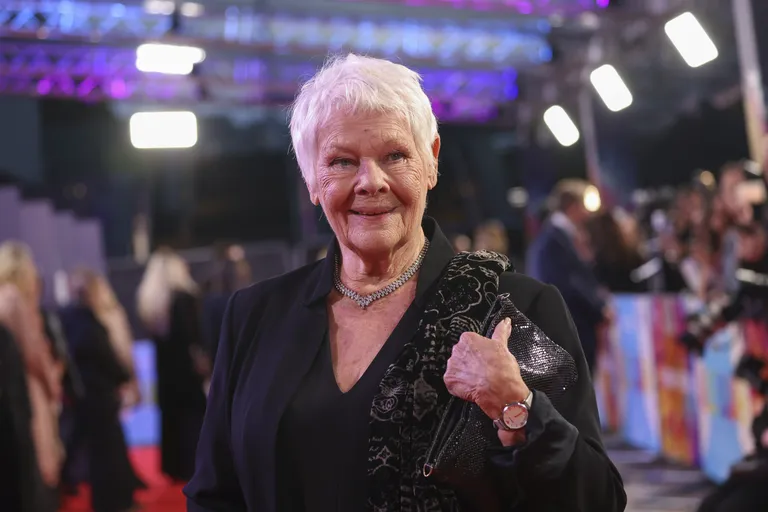 Judi Dench on pika karjääri jooksul võitnud mitmeid auhindu