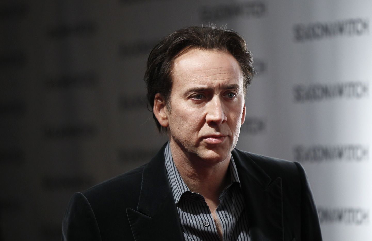 Cast member Nicolas Cage arrives for the premiere of the film "Season of the Witch" in New York January 4, 2011.  REUTERS/Lucas Jackson (UNITED STATES - Tags: ENTERTAINMENT)