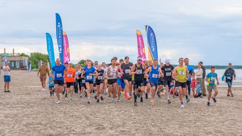 GALERII ⟩ Pärnu ranna võidujooksul triumfeerisid Simpson ja Verbitskas