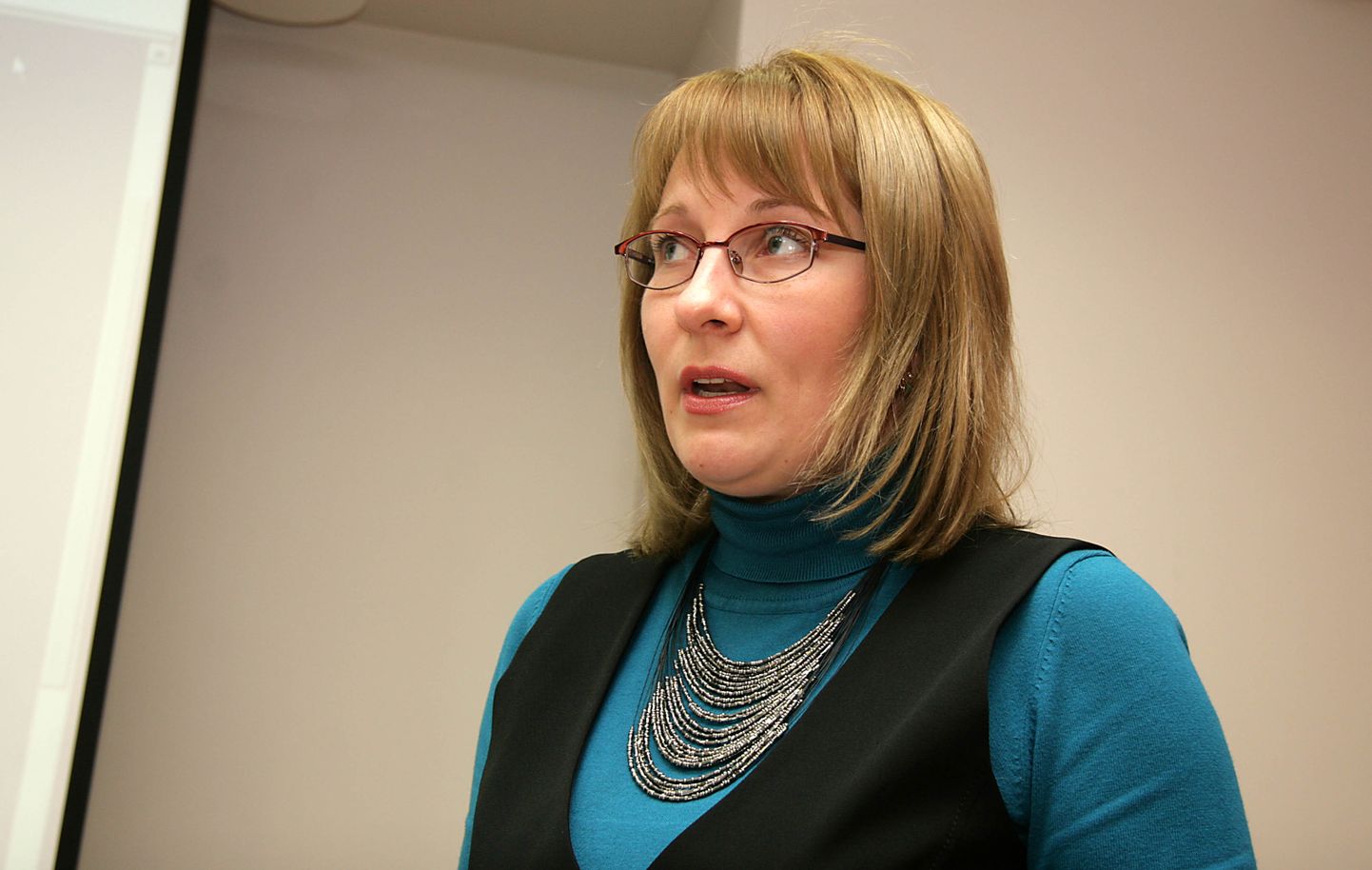 Ирина Путконен, выбранная прошлой весной директором Кохтла-Ярвеской госгимназии, объявила о своей отставке.