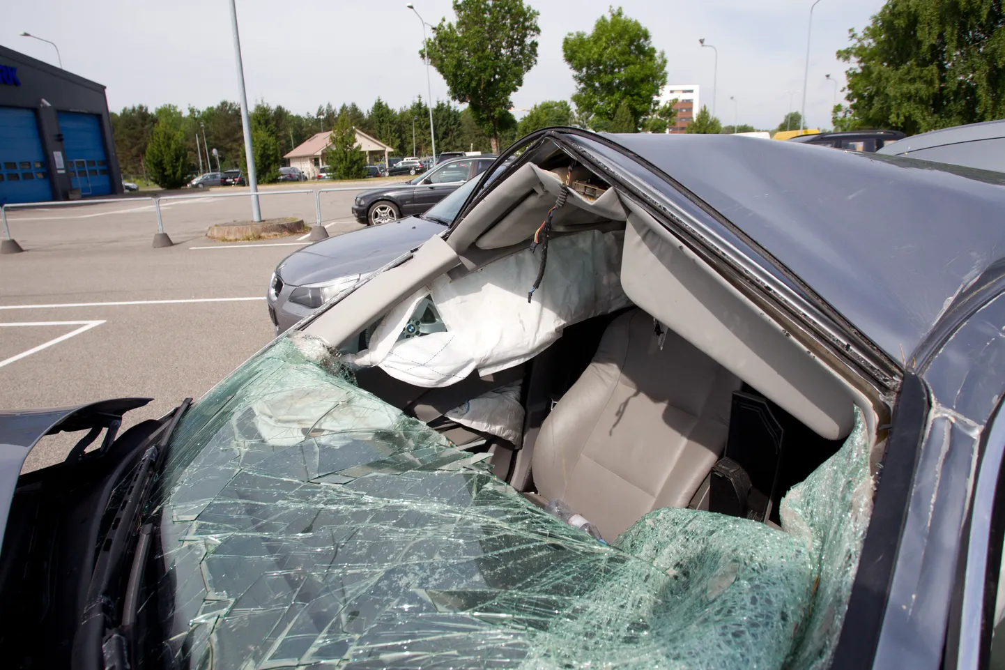 Avariiline sõiduk võidakse maha müüa pealtnäha korraliku auto pähe.