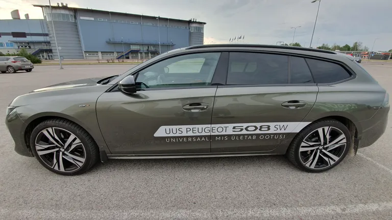 Uus Peugeot 508 SW