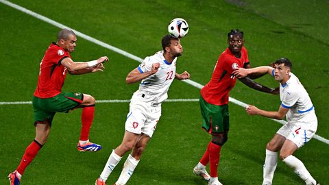 Евро-2024 ⟩ Португалия на последних минутах выцарапала победу у чехов