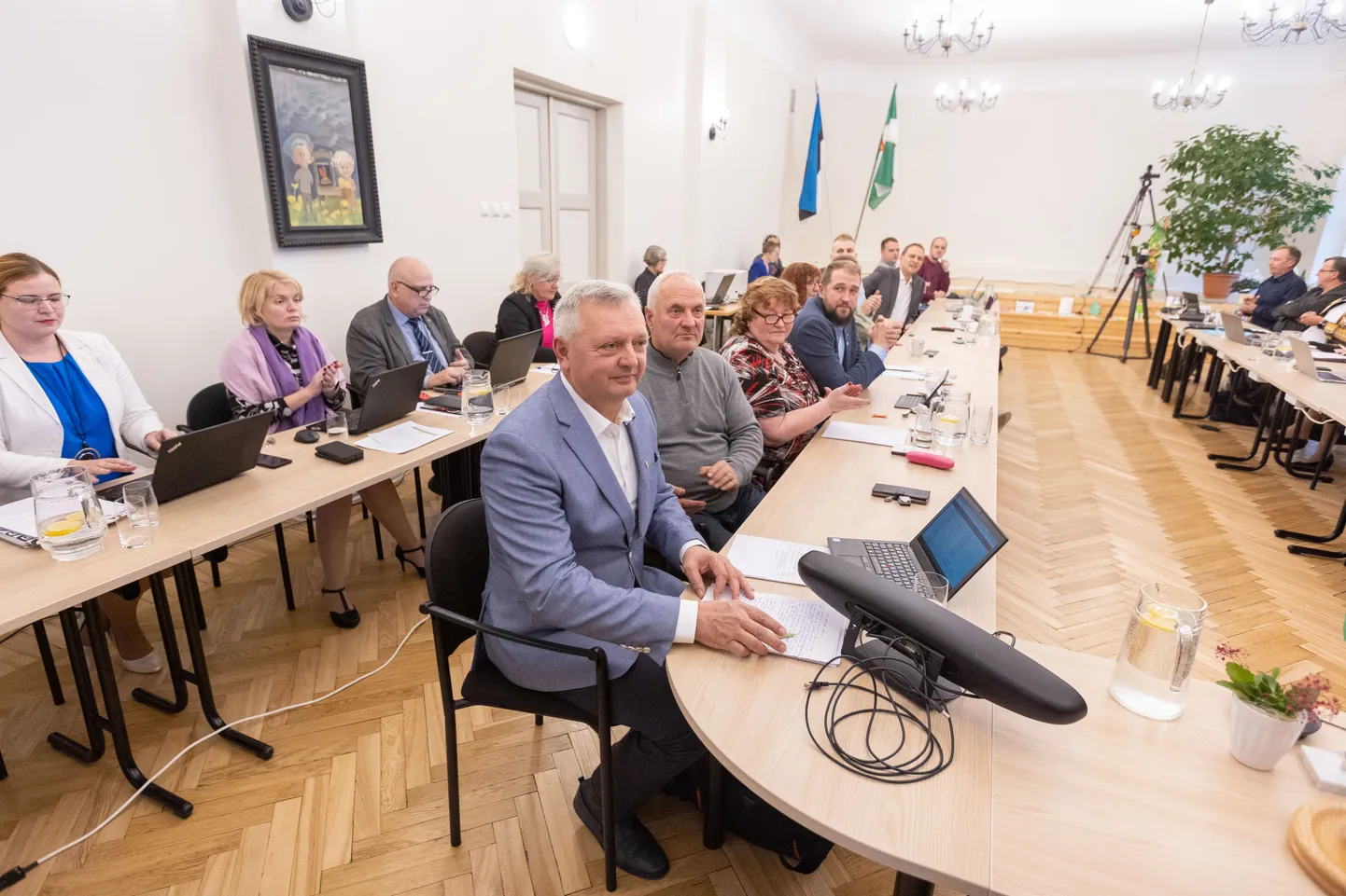Türi vallavolikogu valis uueks vallavanemaks Kati Nõlvaku ja volikogu esimeheks Andrus Eensoo
