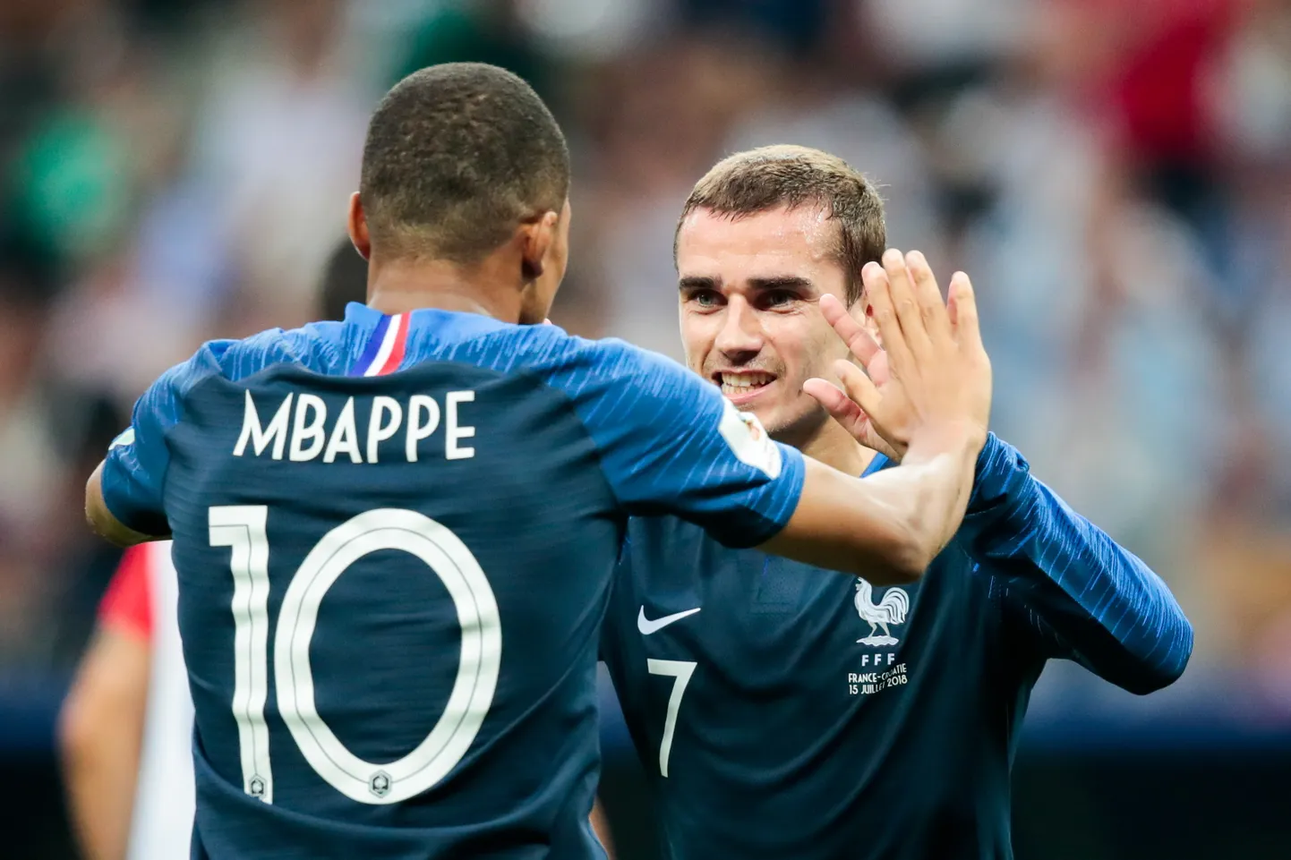 Värsked maailmameistrid Kylian Mbappe ja Antoine Griezmann.