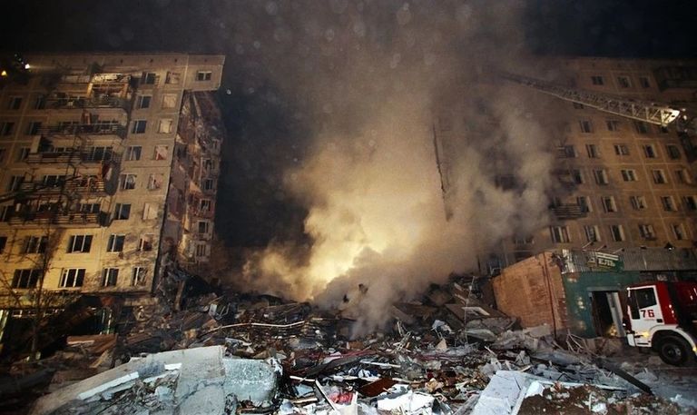Дом на улице Гурьянова в Москве, взорванный 8 сентября 1999. 