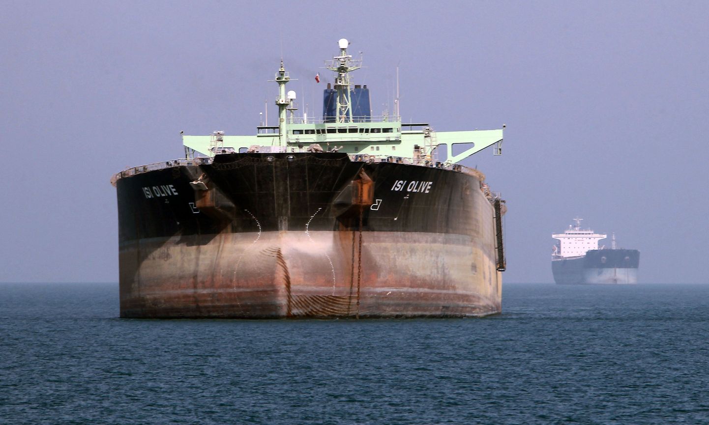 Naftatankerid Iraani sadamalinna Bandar Abbasi reidil.
