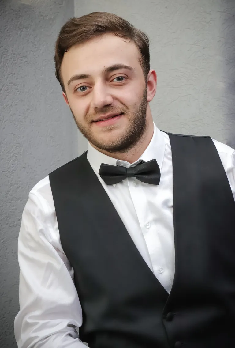 Klaudia Taevi nimelise noorte ooperilauljate konkursi finalist&nbsp;bass Sargis Bazhbeuk-Melikyan Armeeniast.