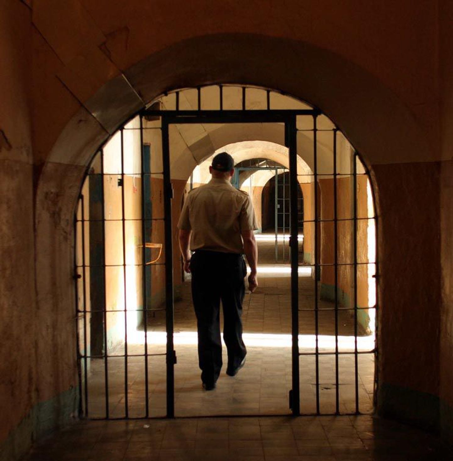 Pärast Tartu vangla valmimist jäid kurikuulsasse Patarei vanglasse ainult haiged kinnipeetavad.


LIIS TREIMANN («Postimees»)