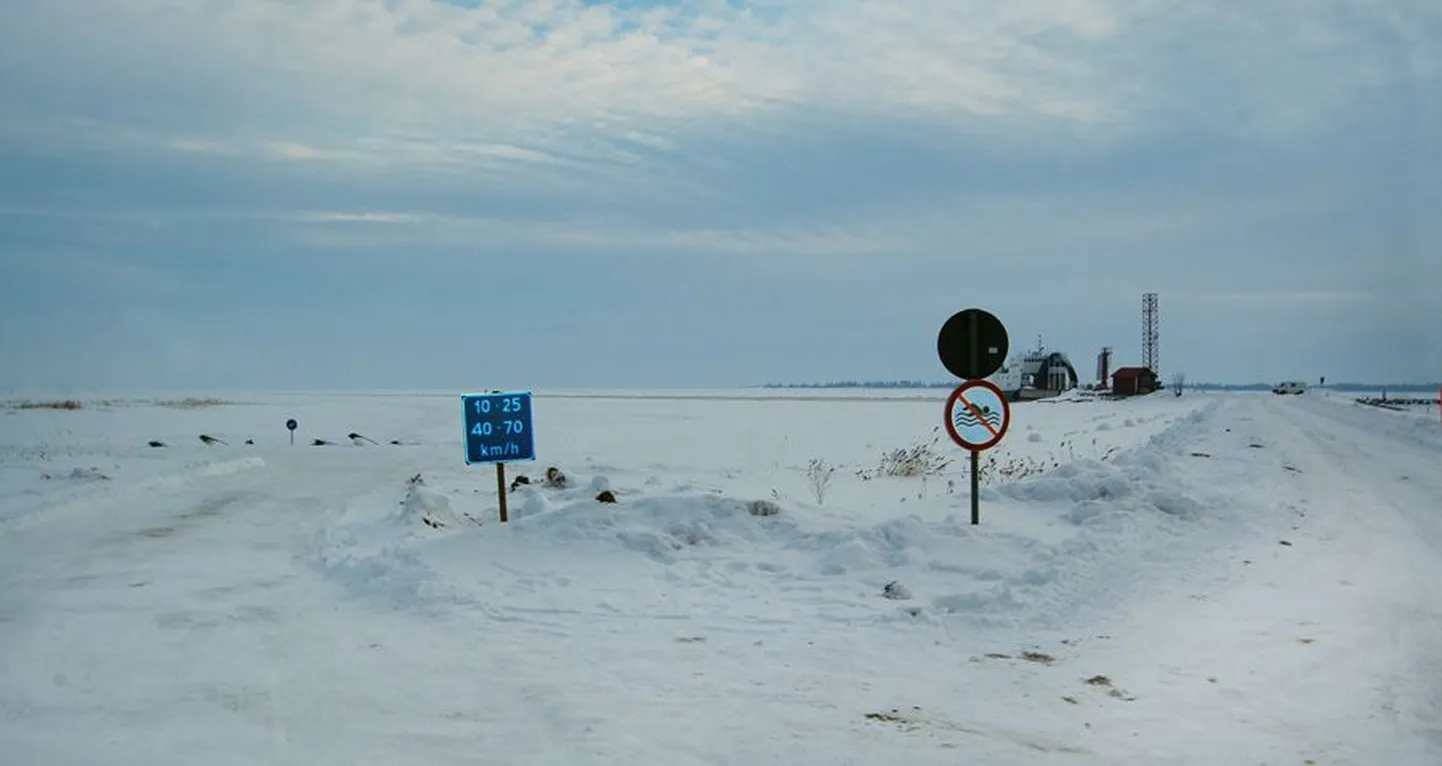 Vali jääteel sõitmiseks õige kiirus, aga ära ujuma mine!