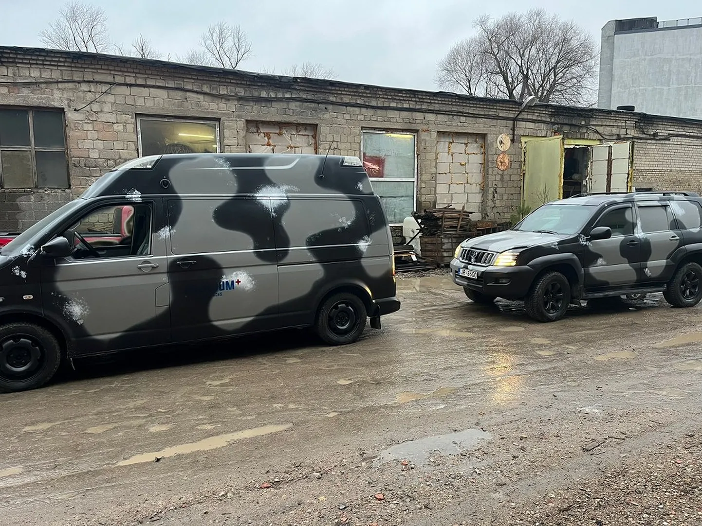 Автомобиль Twitter-конвоя