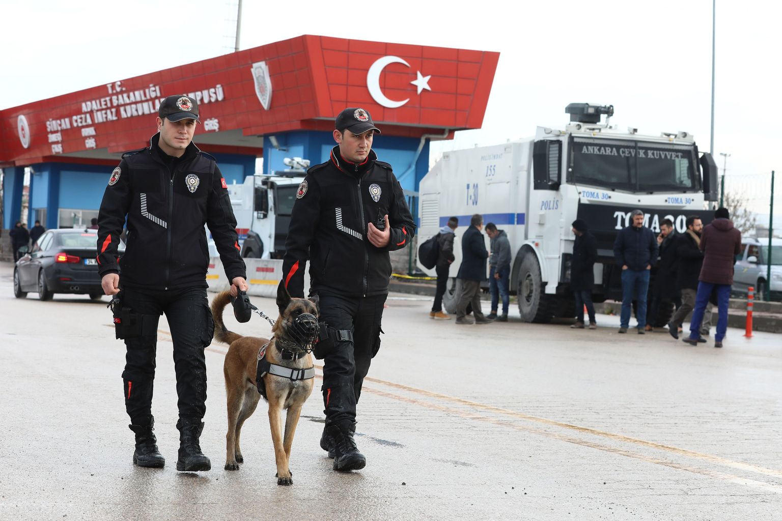 Türgi politseinikud Ankaras.