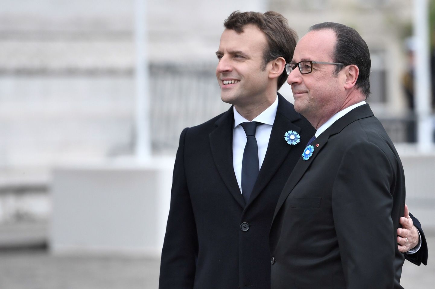 Prantsuse riigipea François Hollande ja presidendiks valitud François Hollande eile külg-külje kõrval Pariisis.