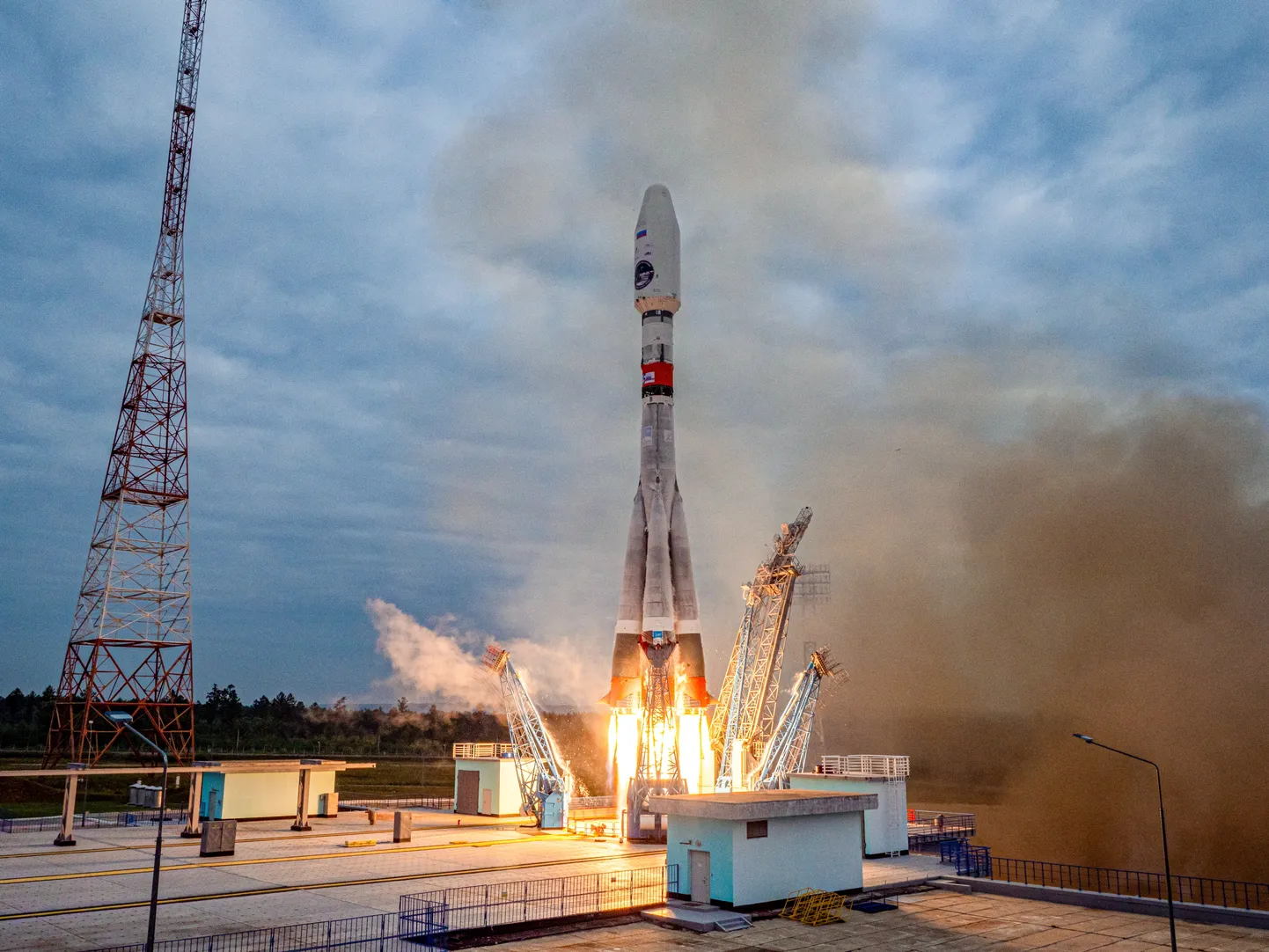 Raketi Sojuz-2.1b start Vostotšnõi kosmodroomilt.
