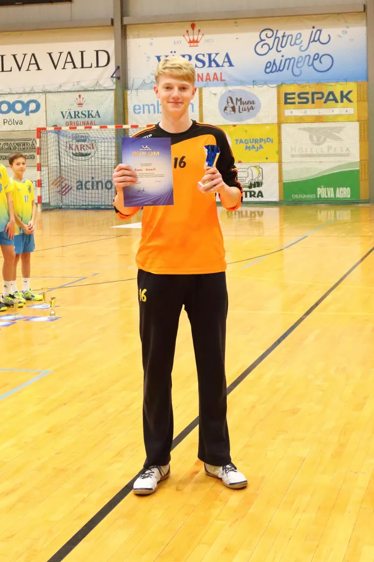 Turniiri parimaks väravavahiks valiti HC Pärnu/Paikuse puurilukk Averi Hännile.