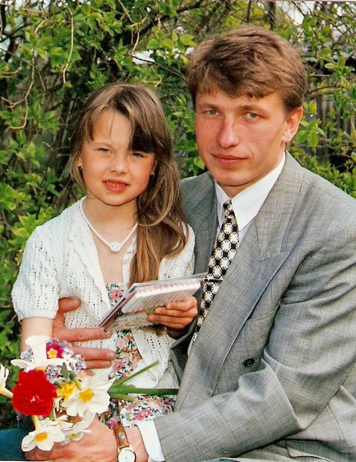 TÜTAR Karoliin lõpetas Kihelkonna lasteaia 1997.