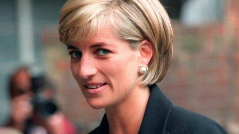 KÕIK RAHAKS ⟩ Printsess Diana salajased kirjad müüdi oksjonil krõbeda hinna eest maha