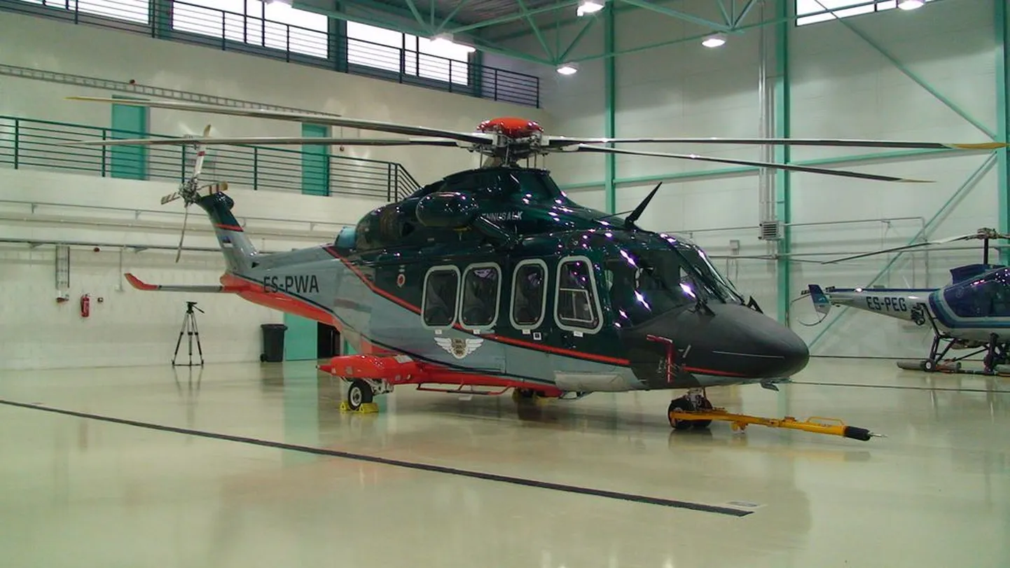 Piirivalve lennusalga kopter Agusta Westland 139.
