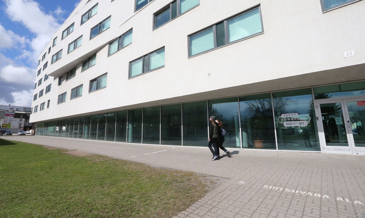 В общежитии Тартуского университета на улице Раатузе обнаружили вспышку коронавируса.