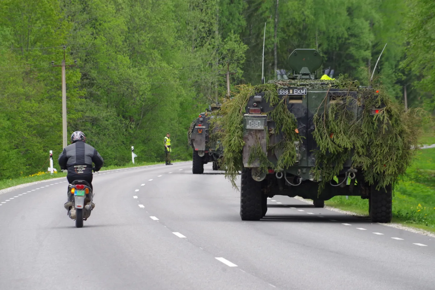 Suurõppusel Siil valmistuti ja peeti kolmapäeval lahingut Jõgeveste kandis.