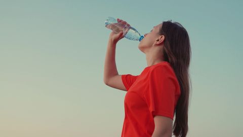 UNUSTA ÄRA ⟩ Soome spordiarst selgitab, miks ei tasu peale trenni mulliga vett juua