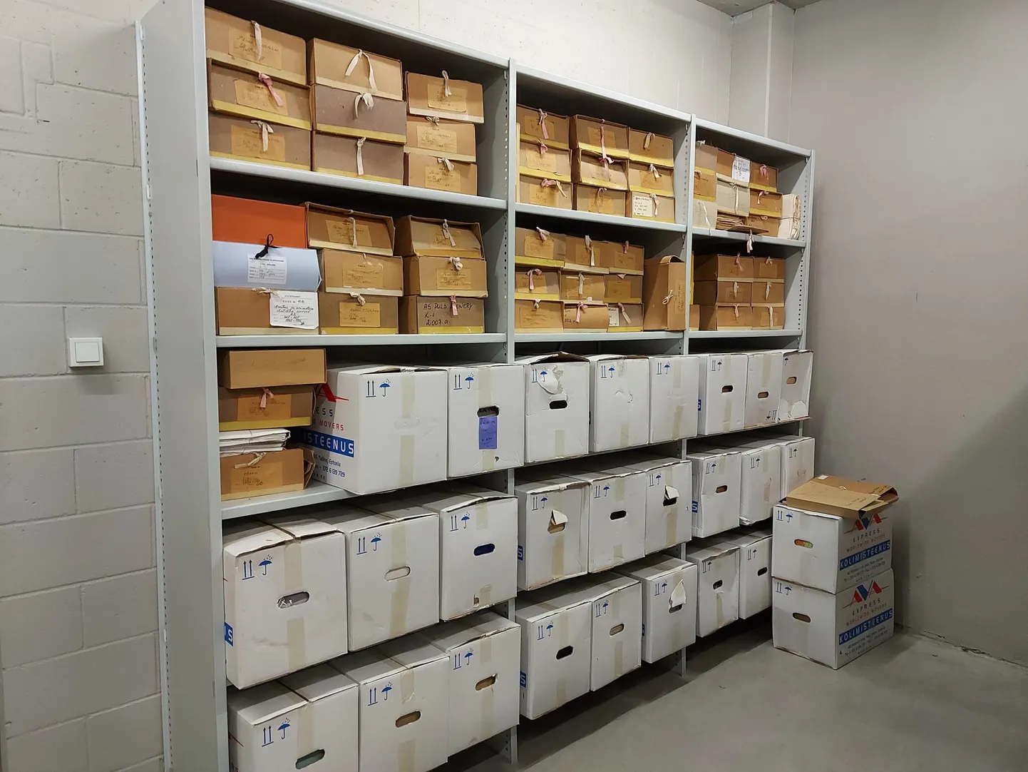 Nagu teame, on bürokraatial omadus tekitada uut bürokraatiat ning uusi dokumente.