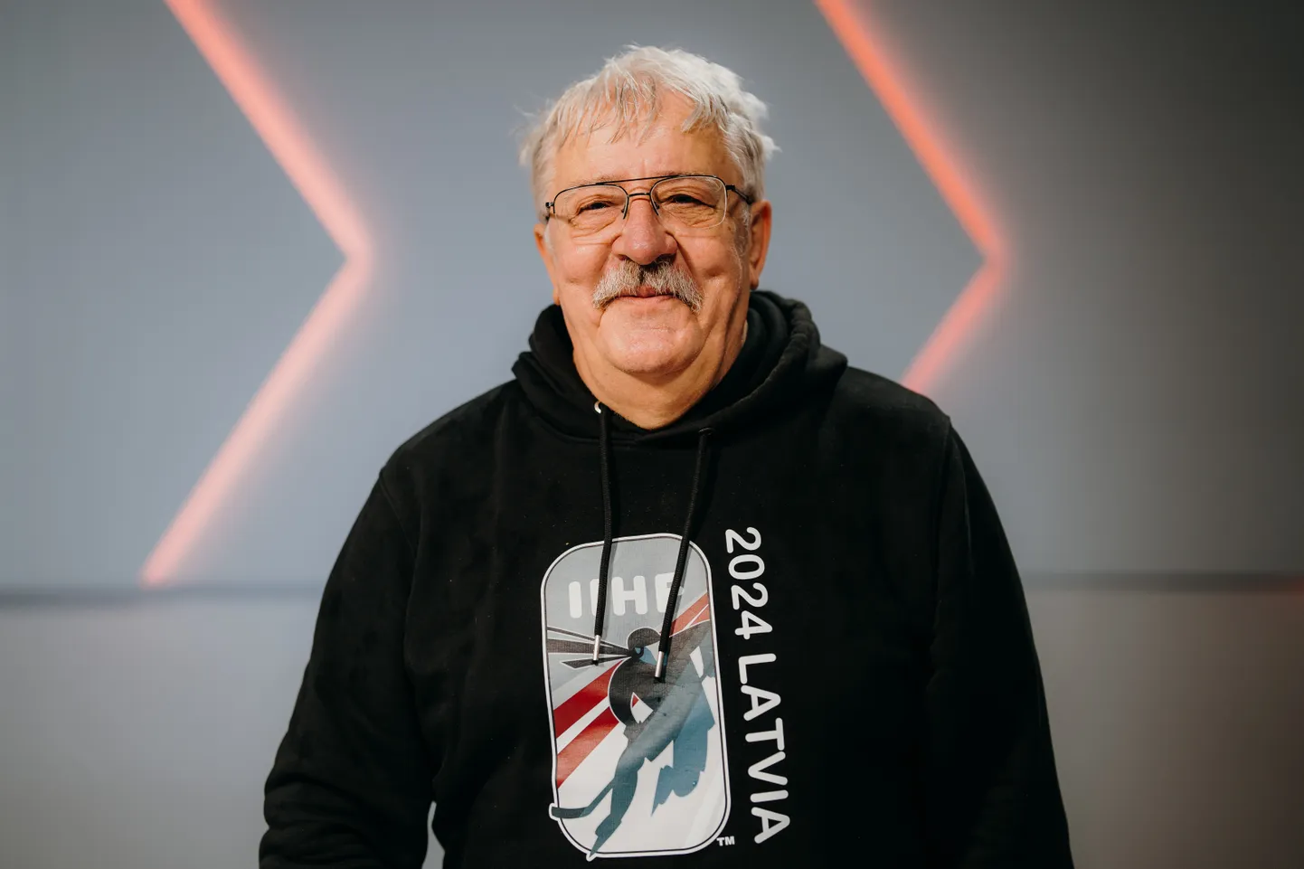 Hokeja žurnālists Jānis Matulis