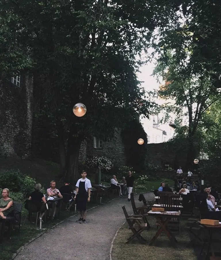 Терраса ресторана Leib Resto & Aed