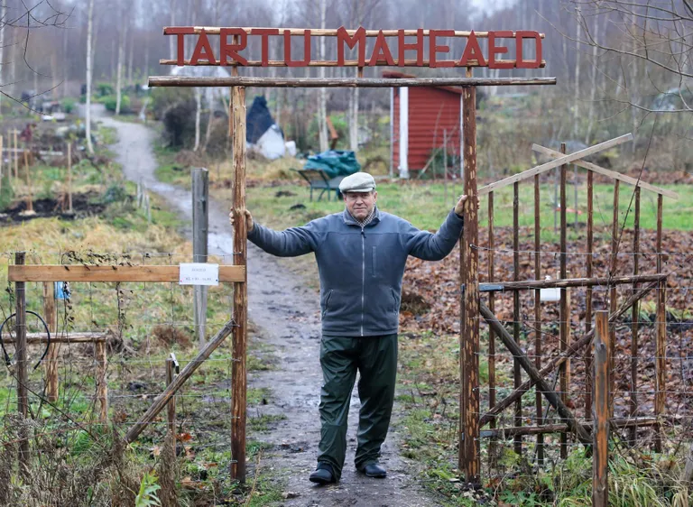 Avo Rosenvald maheaia väraval.