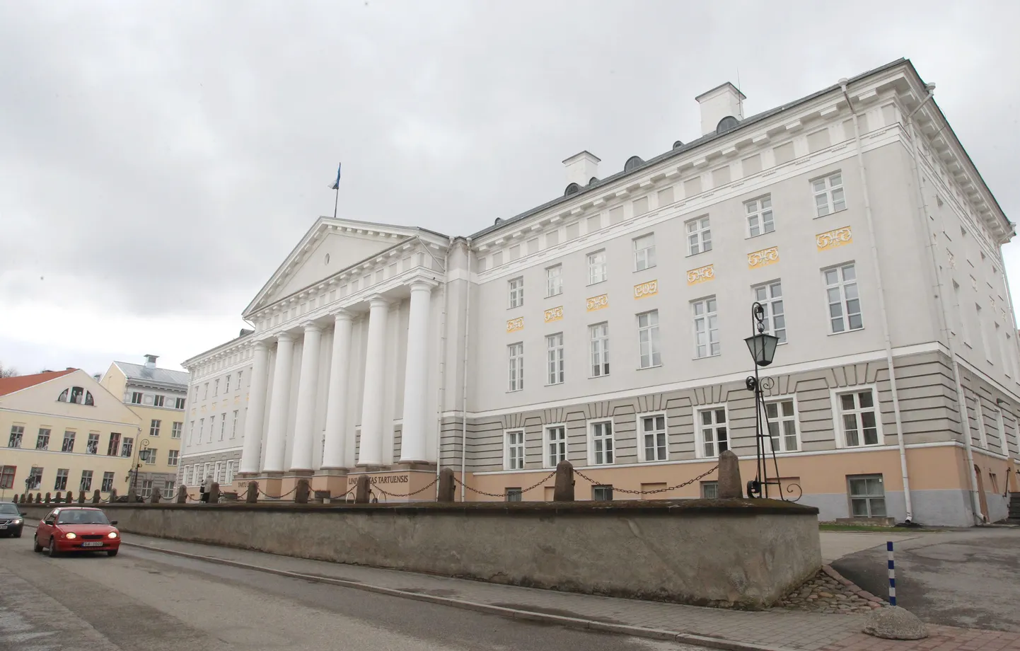 Tartu ülikooli peahoone.
