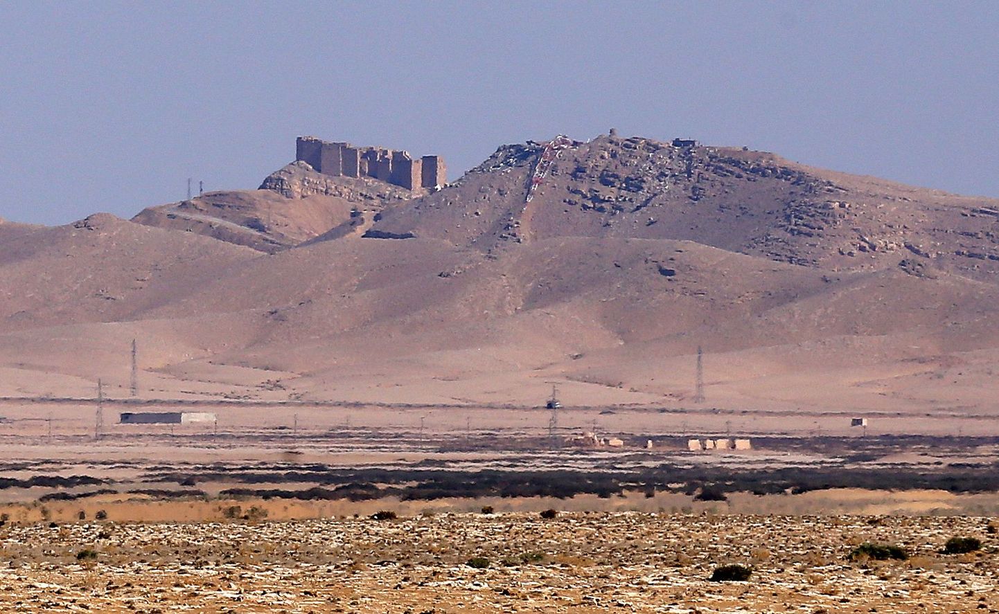 Palmyra (Tadmuri) keskaegne kindlus, mis on Islamiriigi üks positsioone