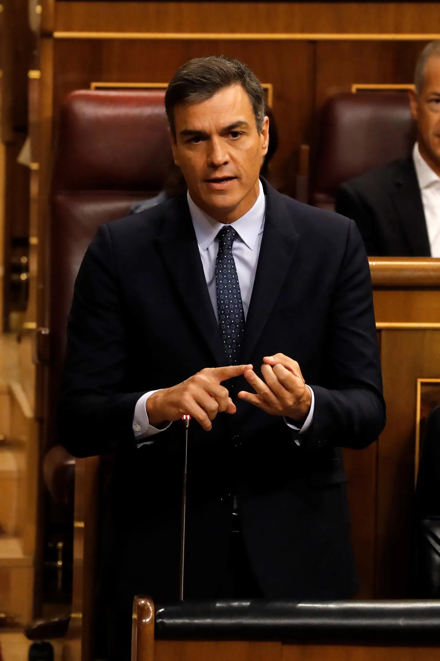 Hispaania peaministri kohusetäitja Pedro Sánchez kolmapäeval parlamendis viimasel debatil enne erakorralisi valimisi 10. novembril.