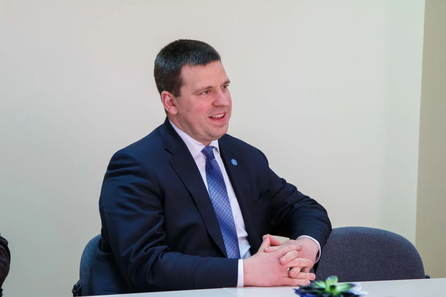 Peaminister Jüri Ratas on täna ringsõidul Võrumaal.