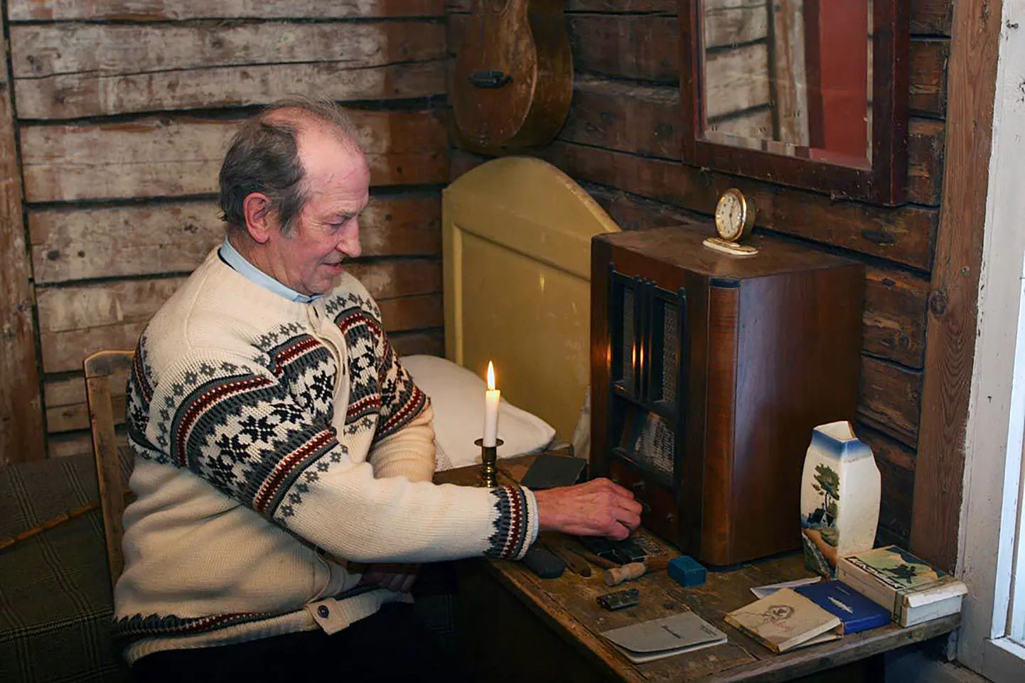 Vello Kallandi on üks aktiivsemaid rahvusarhiivi vabatahtikke abilisi andmse­sisestuse ühisloomes.