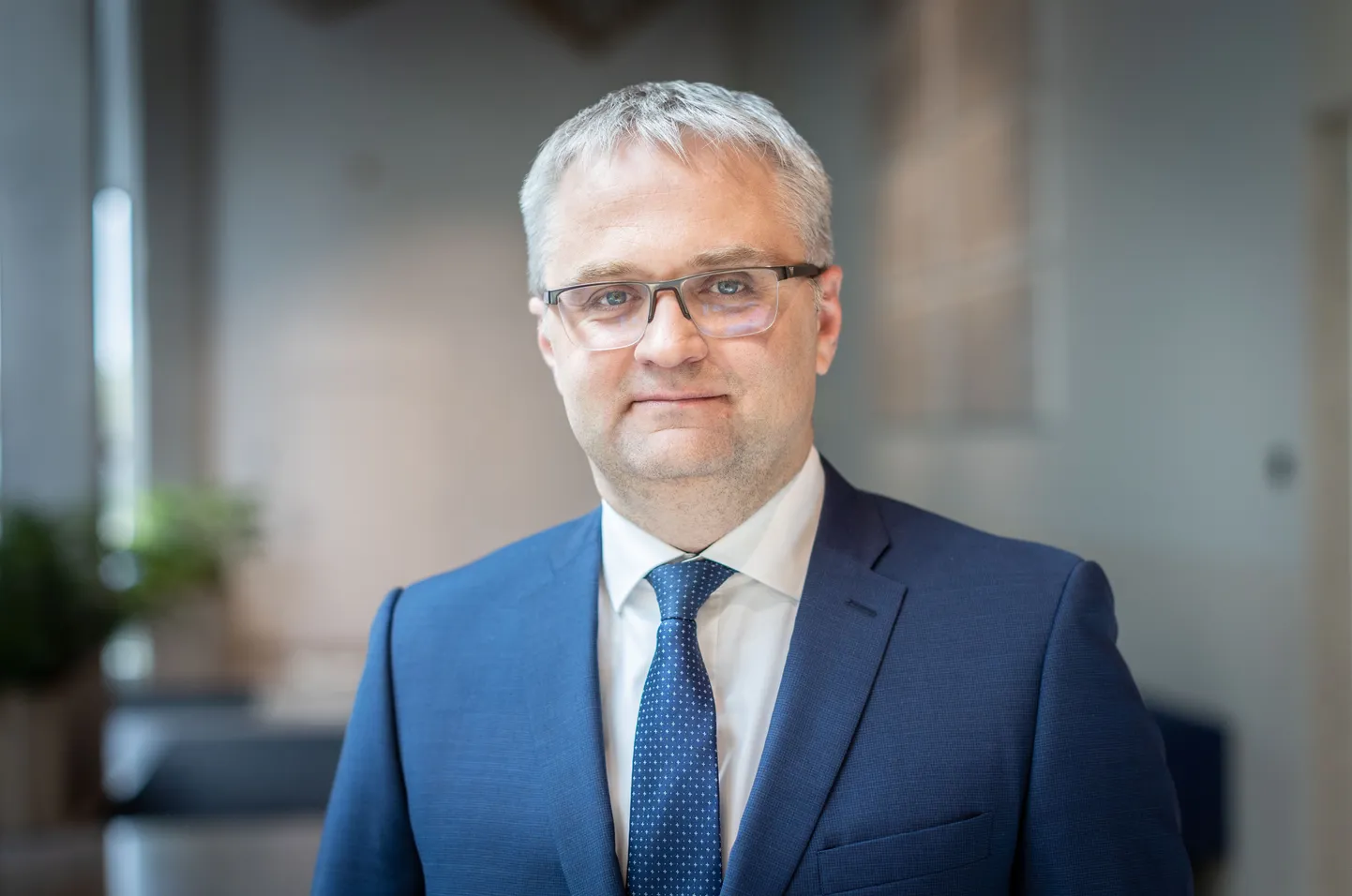 Riigikontrolör Janar Holm