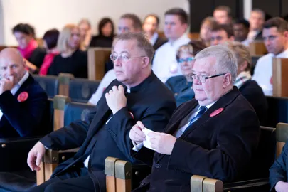 Tallinna restoranide nädala avamine raekojas. Martin Breuer ja Edgar Savisaar.