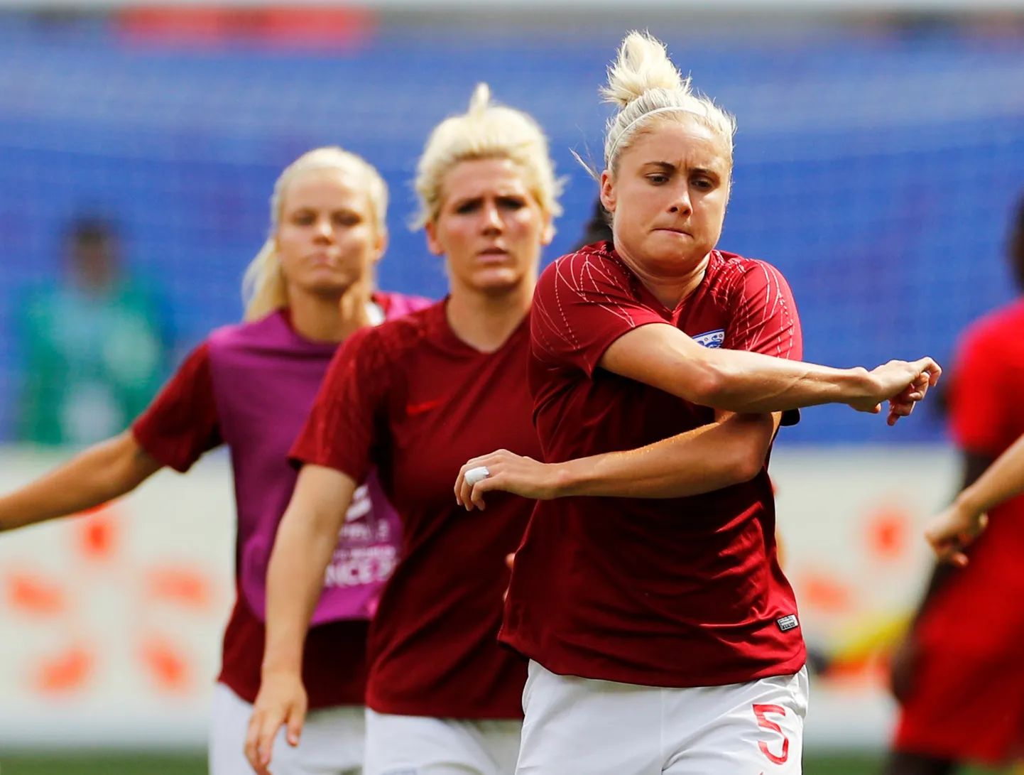 Inglismaa naiskonna Steph Houghton ja Millie Bright.