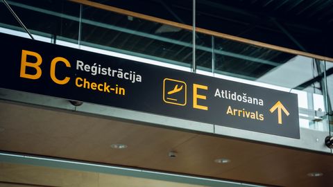 Rīgas lidosta komentē situāciju ar degvielas piegādēm operatīvajām vajadzībām