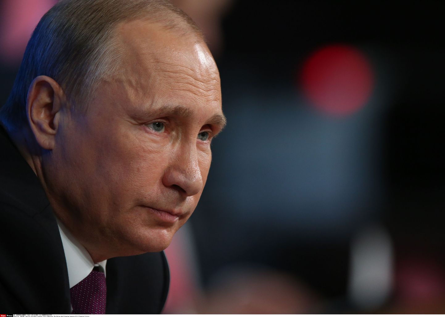 Madal nafta hind võib saada saatuslikuks Vladimir Putinile.