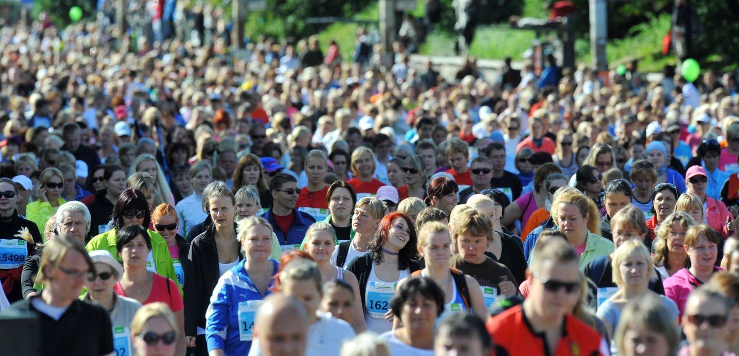 Tallinna sügisjooks toob kokku tuhandeid harrastusjooksjaid.