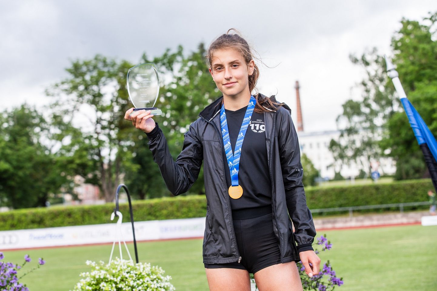 16-летняя Екатерина Миротворцева нынче установила уже четыре взрослых рекорда Эстонии, причем последнее показанное на стадионе в Раквере рекордное время обеспечило ей также очередное звание чемпионки Эстонии среди молодежи.