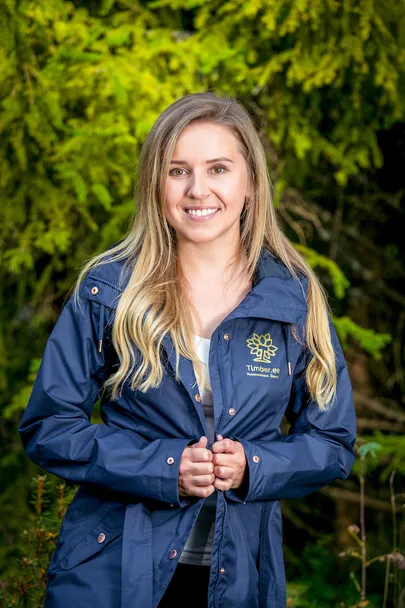 “E-notari teenuste abil on metsakinnistute ostu-müügi tehing võtnud kõigilt alati vaid pool tundi ja selle kokkuleppimine on olnud lihtsamast lihtsam” – ASi Timber metsaspetsialist Helen Savi.