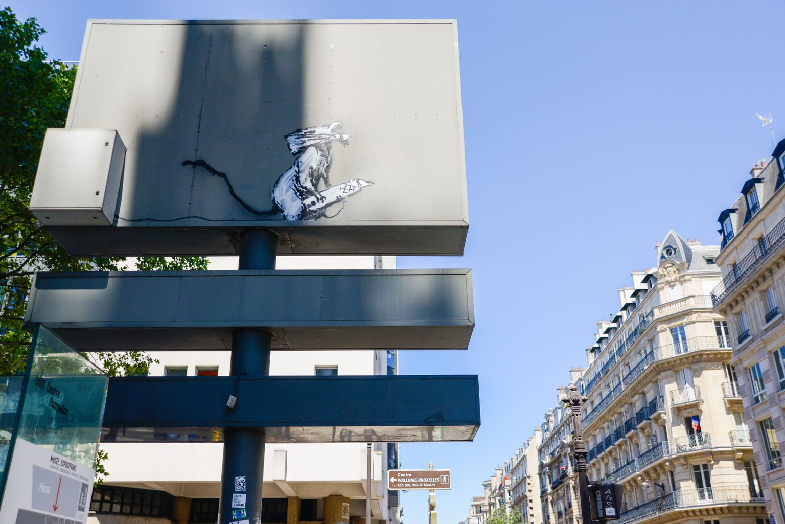 Banksy rott Pompidou keskuse juures.